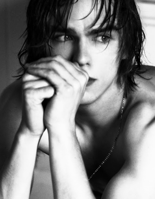 longhairedfetishredux:
“Nicholas Hoult
”