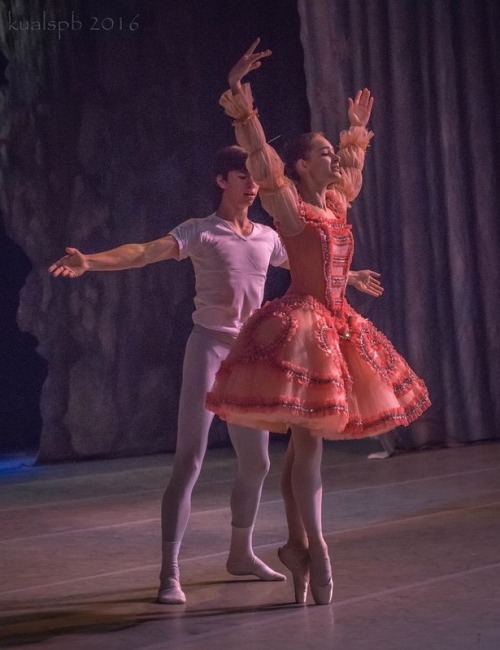 vaganovalife: Rehearsal for The Fairydoll on the Mariinsky stage.Photos by Alexander Ku ballet rehea