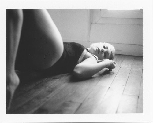 lobbiaz:  All of these Polaroids of Sadie Von Paris are for sale. Contact me for rates http://lobbiaz.com/instant 