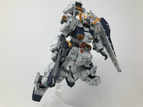 bigdaddycruiser:  Completed MG Hazel Custom! This really shouldn’t have been P-Bandai but it’s worth hunting down!