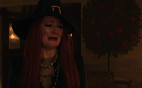Zelda crying at Hildas wedding