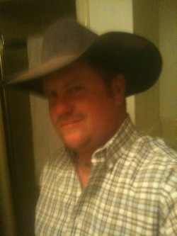 cwboytop:  cowboy,rednecks, truckers, boots, cigars, men!http://cwboytop.tumblr.com
