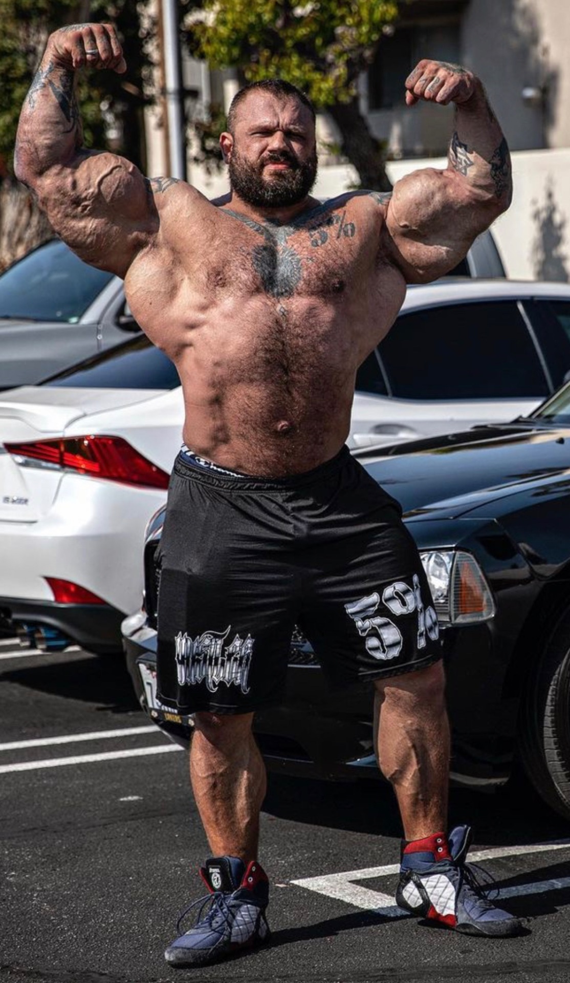 Illia Golem Yefimchyk – @worshipper-of-muscle on Tumblr
