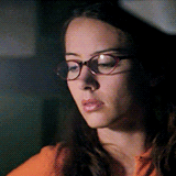 fyeahamyacker: Trivia: Amy Acker wore her own glasses as Fred