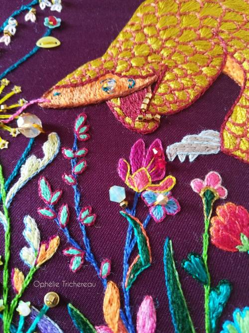 Porn Pics littlealienproducts:   Pangolin Embroidery