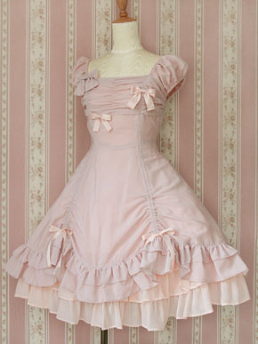 mlle-marianne:  I wanted to share my love for the chiffon fabric in lolita, so here