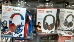 u-61f:  bektehgreat:  OK so I saw these and immediately thought of a high school/college au with tony just wearing a set of cap headphones looking at Steve with this sly cheeky look as Steve stands there wearing iron man headphones around his neck rolling