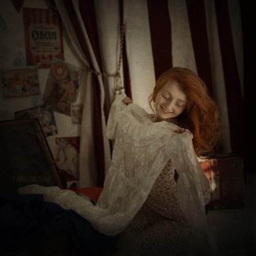 ikilledmydadonce:  smart-and-trashy:  Photos from The Circus by Anka Zhuravleva on Flickr  My favourite photo set ever 