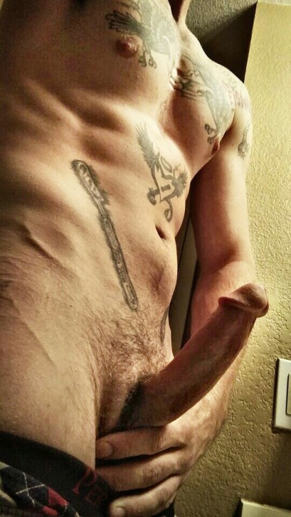 brainjock:  Daper gentleman by day…..tatted thug chasing pussy by night. His ink game is exquisite!