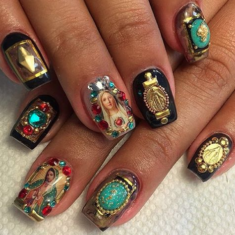 que-cooltura:  when u want your nails to be on fleek but God comes first  