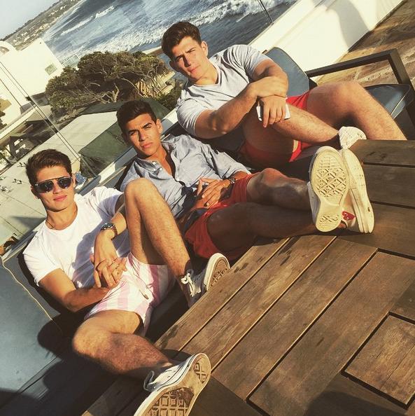hairycelebs:  legs
