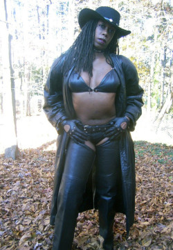 Nubian Goddess superiorblackdommes:  Goddess