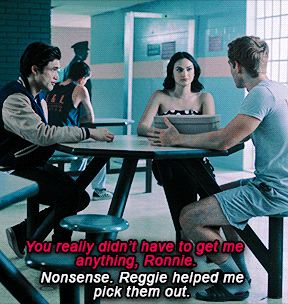 Reggie Being A Friend/bodyguard/right-hand Man To Veronica.