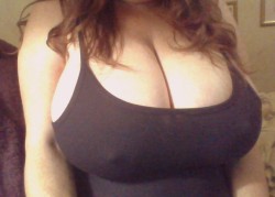 Huge Boobs, Big Tits NSFW