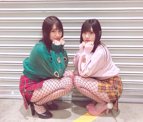 soimort:  神志那結衣（じーな） - Twitter - Thu 23 Nov 2017  #ゆいまりり #YuiMariri