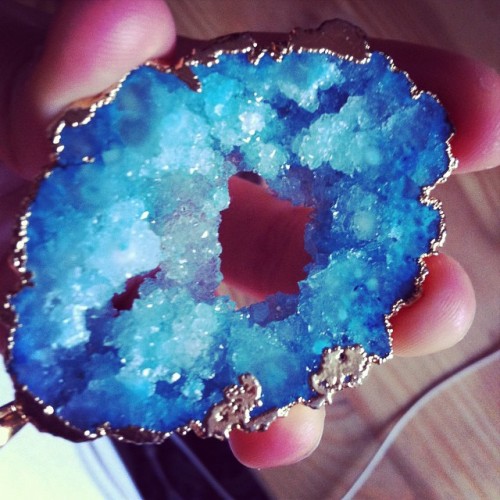 @lostatsea_jewellery #geode #blue #crystal #love