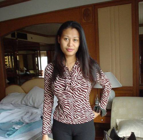 hack2002:  Malay in hotel bed (Repost)  Beautiful boobs
