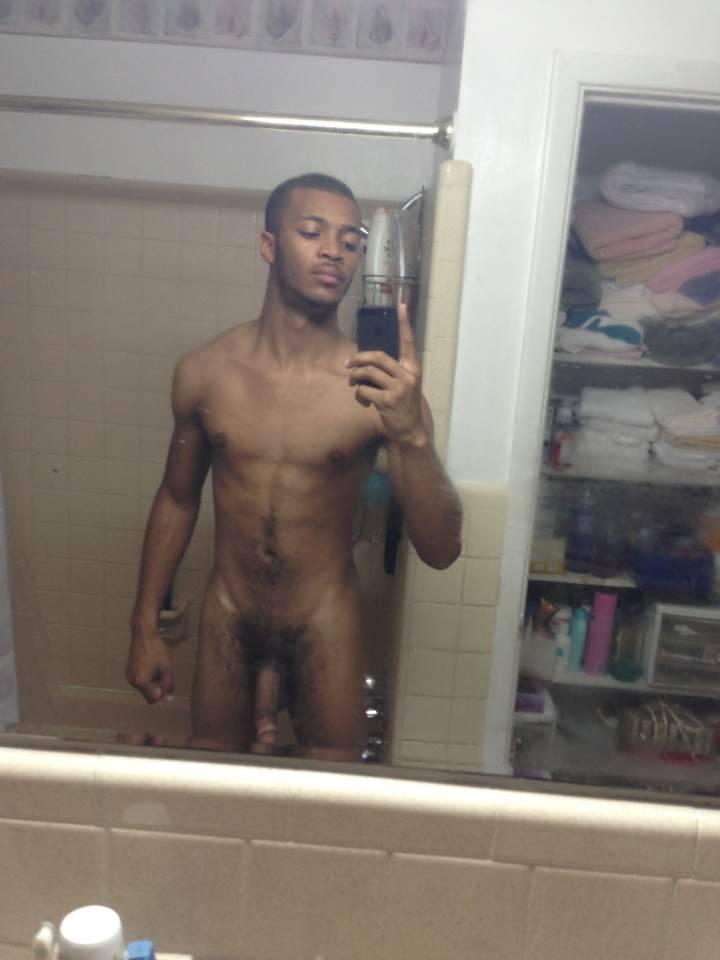 boyzndickz:  J. Mo.