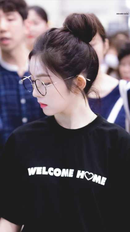 unepetiteperle: RED VELVET IRENE IN SPECS LOCKSCREENs. [ Please reblog and / or like if you use