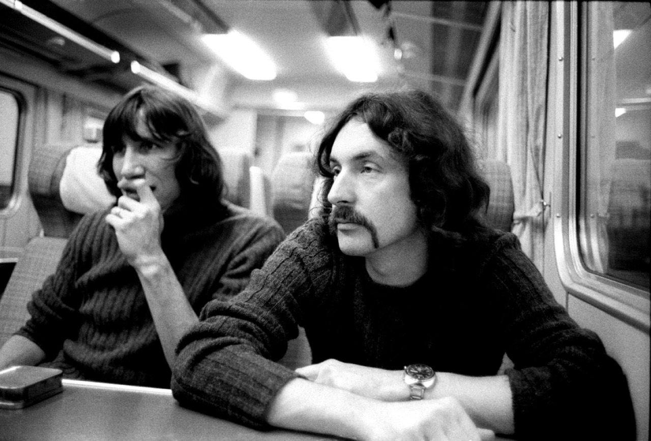 more-relics:     “Roger and Nick on a train to Edinburgh, DSOTM tour 1974. On the