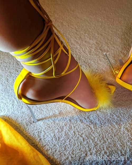 Hot Yellow#hotyellow #highheels #highheelsandals #gladiatorsandals #fluffyheels #stilettos #stiletto
