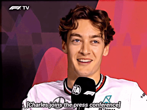 I Can't Blame George, I Would Get Distracted Too