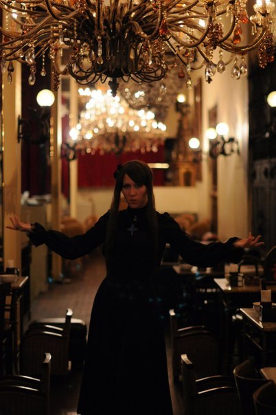 location: Christon Cafe, Tokyo, JapanOutfit:skirt - Atelier Bozblouse, cross - Moi meme Moitiependan