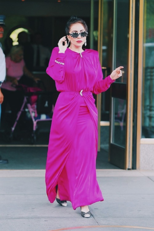 thebornthisway: [PHOTO]  — Lady Gaga leaving her hotel  in New York City | July 27, 2014. 