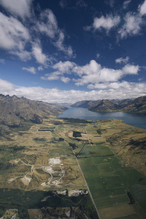 plagved:  I took this when I was in a helicopter in Queenstown, New Zealand. 