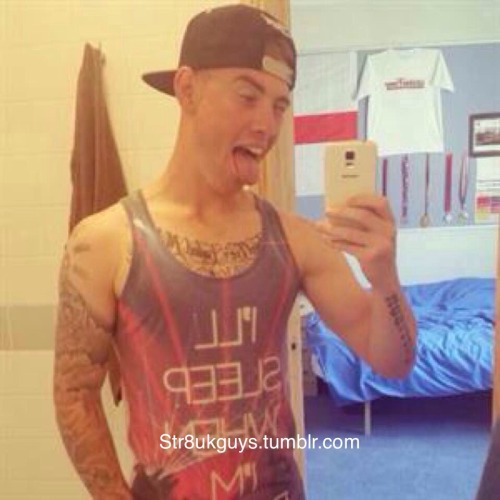 str8ukguys:  UK Squaddie, Chris, 26, Rushden , UK