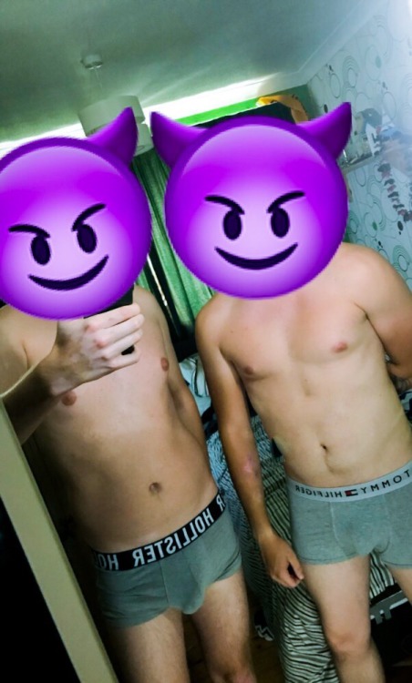 gayladwestmids:After gym selfies dad bod vs gym bod