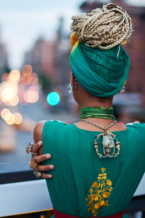 princeforpeace:  Accessory designer and model Reign Apiimphotos by princeforpeace    Insta: Theprinceofpeace