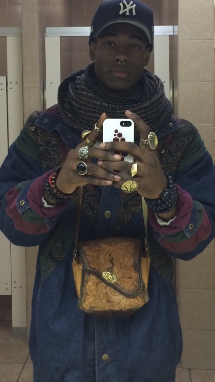 prince-virelai:orlando-devon:- Hand Made jacket made by myself- Bag From Argentina - Buddha Bracelet