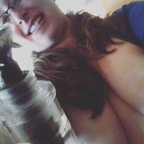 #bouttoshootsomeclips #fetishmodel #fleurdelady #ladyfleur #smokingfetish #ganjagirl