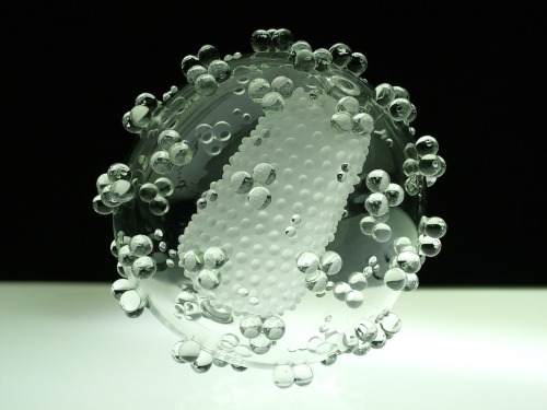 theolduvaigorge:Blown Glass Microbiology Sculpturesby artist Luke Jerram“Luke Jerram has creat