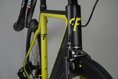 bikesandgirlsandmacsandstuff: (via Liquorice And Lime: Filament Custom Carbon eTap Road | Cycle EXIF