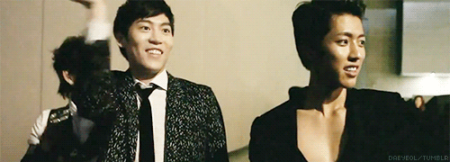 seungchul:  John Park as a fill-in Woohyun, in which Woohyun was busy attending separate schedules~ヽ(＾Д＾)ﾉ 