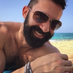 beardburnme:  antonioscar