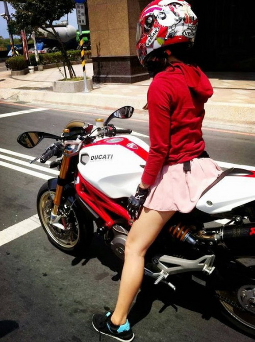 biker girls adult photos