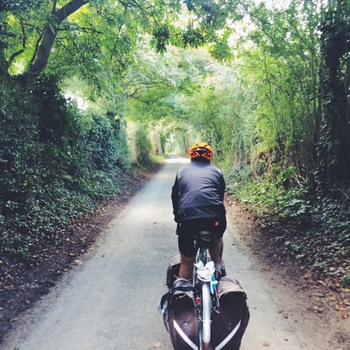 anhaicabagworks:  In the green room #bicycletouring #anhaicabagworks