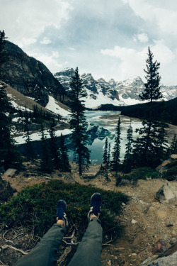 vhord:  wolverxne:  Chilling at Moraine Lake by: { Chris McDowell }  strictly nature