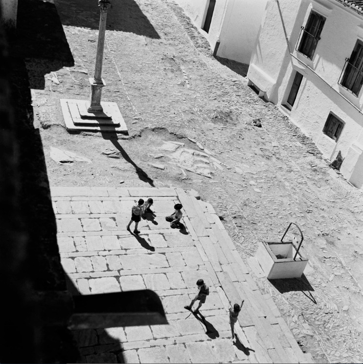 Reguengos de Monsaraz, Évora, Portugal, 1955-57
From Viagem a Portugal