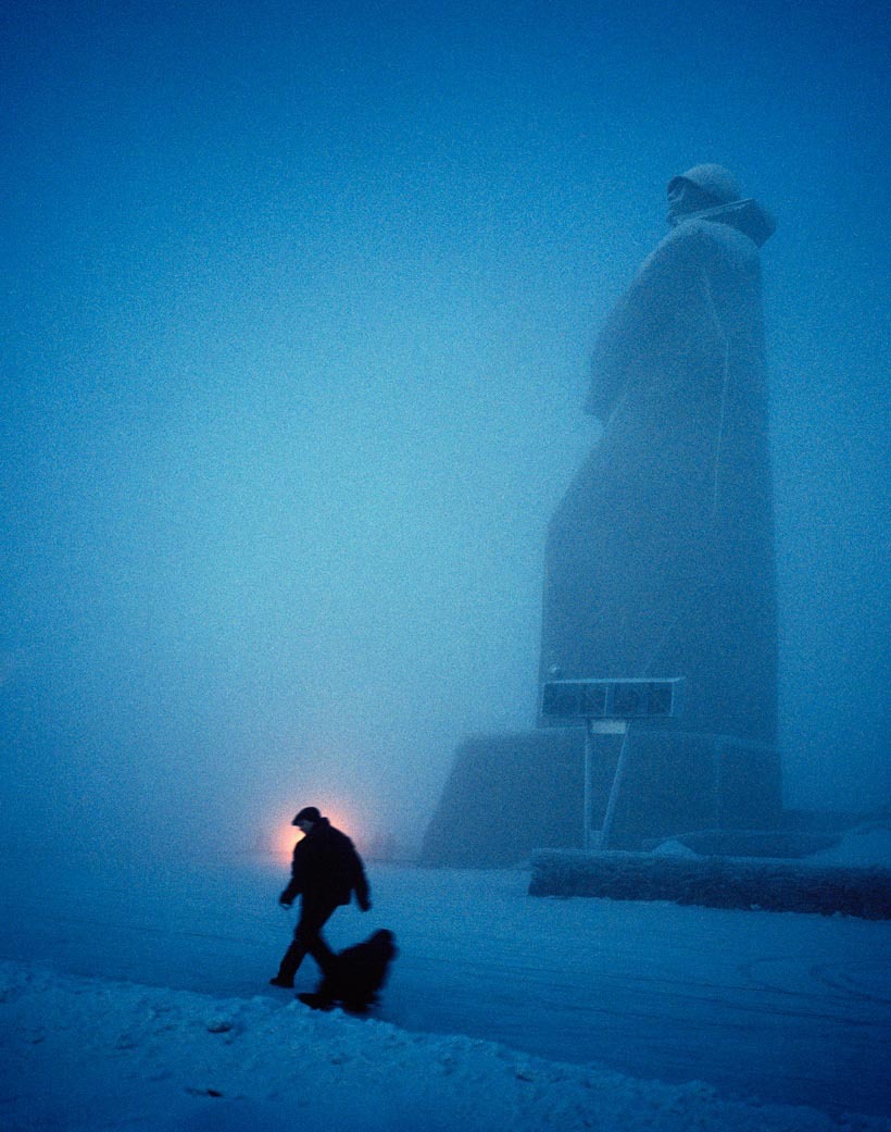 nitramar: Murmansk, Northern Russia, January 2005. From the series “Polyarnye Nochi”.