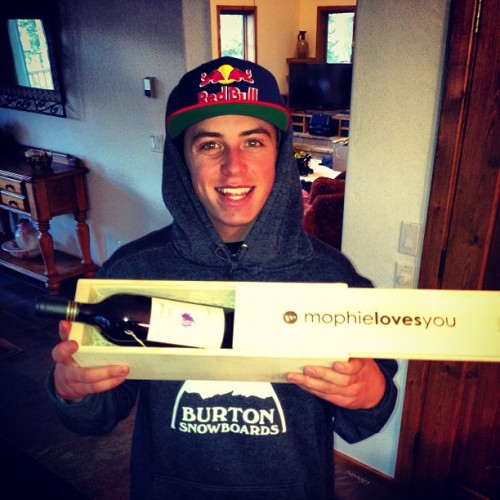 markmcmorris-isbeauty:fourseasonsofmarkmcmorris:Mark and Craig’s bday celebrationsHonestly can i jus