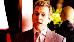 benedictcumberbatch:  suits » unfinished business 