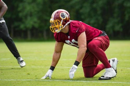 tjkl895:  LB Ryan Kerrigan (http://www.redskins.com/media-gallery/photo-gallery/Bengals-Week-Practice-DefenseSpecial-Teams-82417/a2334bec-9618-400e-aed0-0659cad323d1#start)