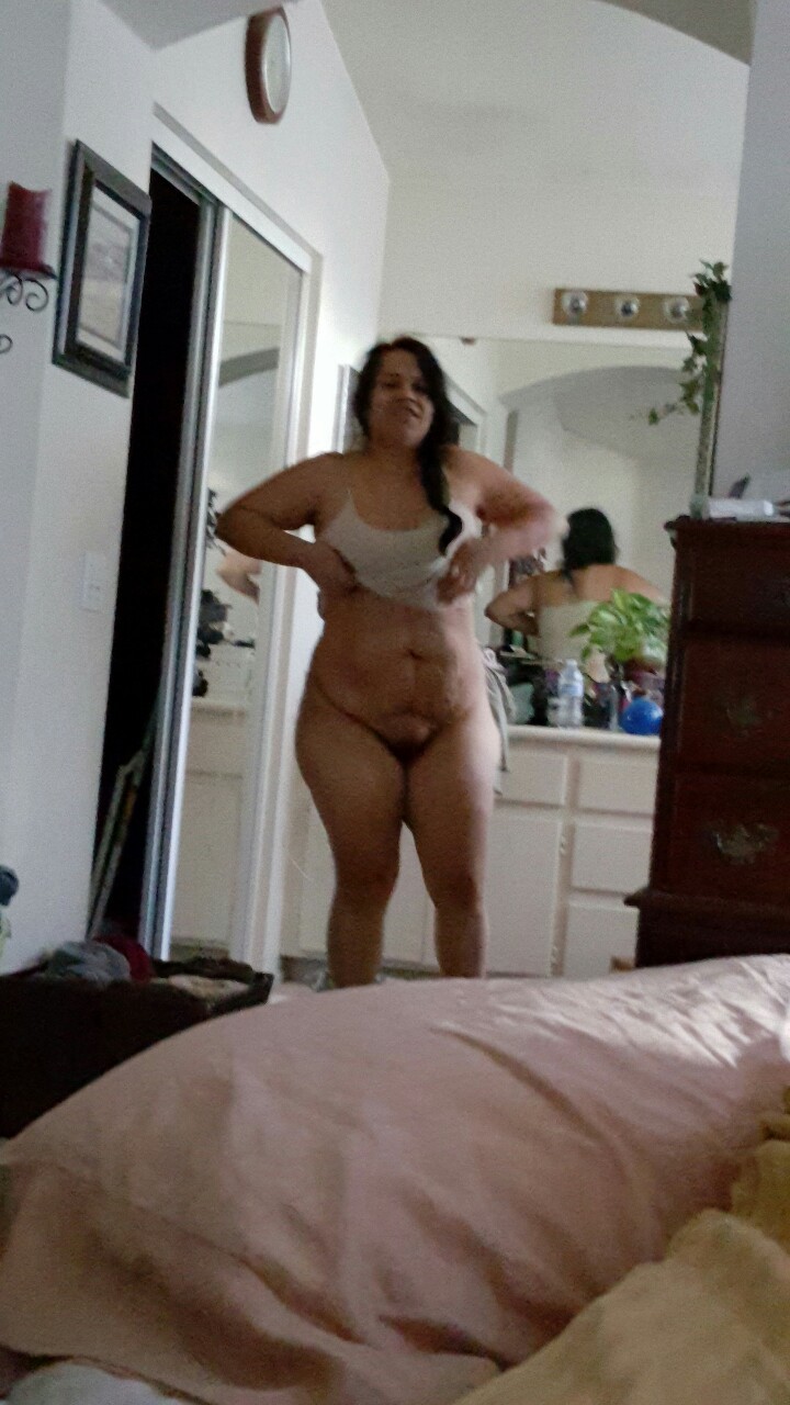 thicklatinasbest2:  hands down the best submission I’ve EVER gotten! why? because