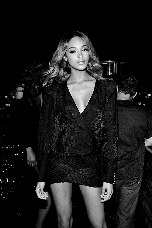 le-monde-sans-couleur:  Jourdan Dunn 