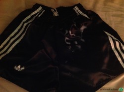 adidaswanker:  adidasnylonshorts:  Mmm couldn’t