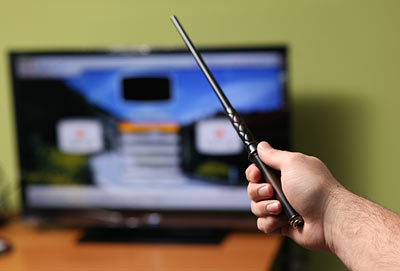 thegeekygadgets:  The Magic Wand Remote Control - Change the channel like a wizard.